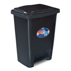 LIXEIRA 35L C/ PEDAL PRETA PISA ABRE/PISA FECHA REF.25867 - ARQPLAST