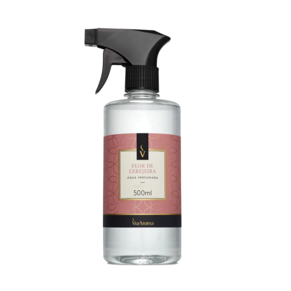 agua perfumada via aroma flor de cerejeira