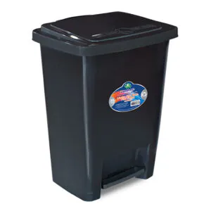 LIXEIRA 35L C/ PEDAL PRETA PISA ABRE/PISA FECHA REF.25867 - ARQPLAST